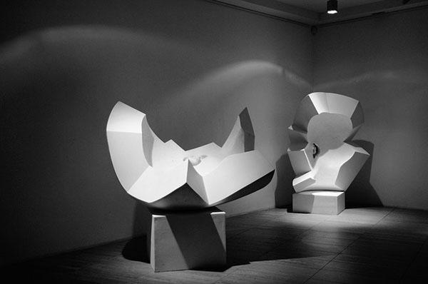 Назар Білик. &laquo;Контрформи&raquo; (серія рельєфів, полімерні матеріали, 2012)